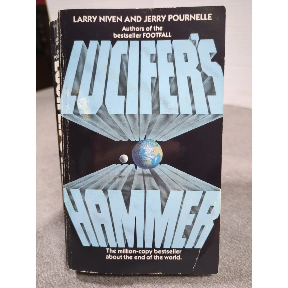 Lucifer's Hammer Larry Niven Jerry Pournelle 1977 Del Rey Mass Market Paperback‎